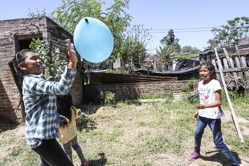 Niñas jugando en Chaco Argentina